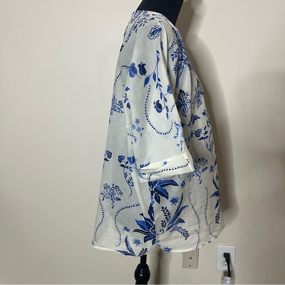INDUSTRY Women’s Blue/White Floral Print Short Cuffed Dolman Sleeve Cotton Top M - Picture 4 of 8